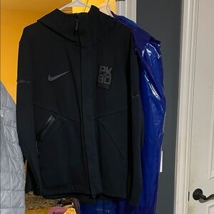 Phil Knight Invitational Basketball Nike Tech